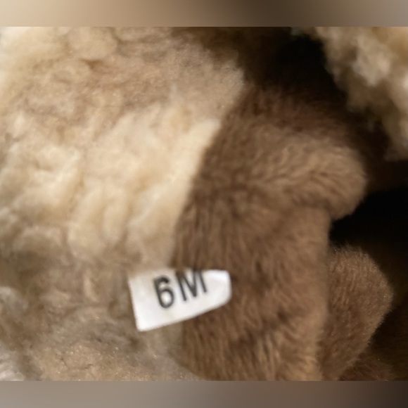 Maurices Faux Suede Sherpa lined Boots. Size 6. - Picture 8 of 9